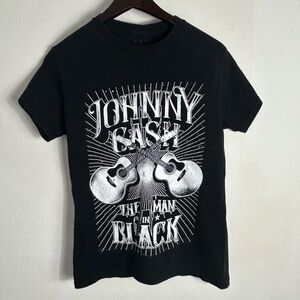 Jonny Cash The Man in Black shirt size Medium